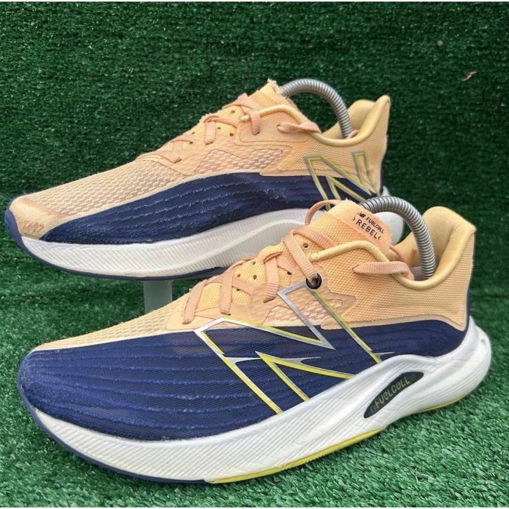 New Balance FuelCell Rebel v2 Peach Navy Blue Running Shoes WFCXCP2 Womens 9.5